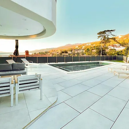 Stunning In With House Sea View Casa vacanze Abbazia